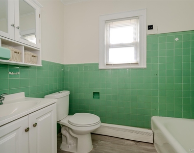 18 Watkins Street - Photo Thumbnail 6