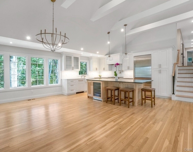 6 Fox Ridge Road - Photo Thumbnail 12