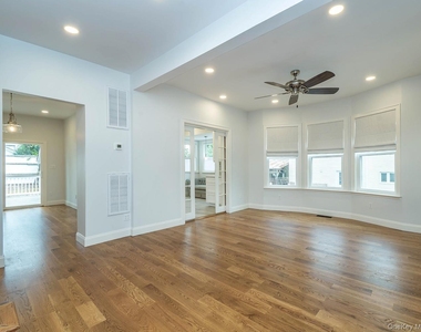 3 Ellison Street - Photo Thumbnail 8