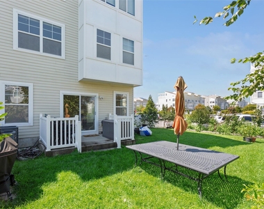 62-14b S Ocean Avenue - Photo Thumbnail 11