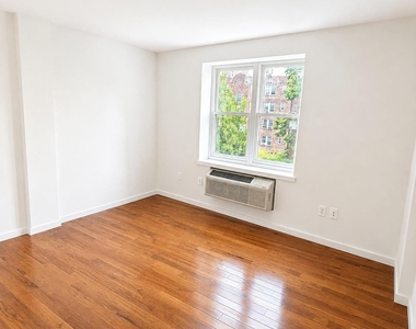 8713 Homelawn Street - Photo Thumbnail 1
