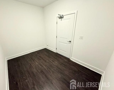 29210 Radford Court - Photo Thumbnail 33