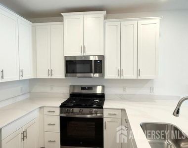 29210 Radford Court - Photo Thumbnail 8