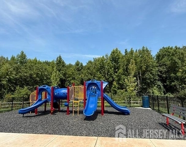 29210 Radford Court - Photo Thumbnail 41