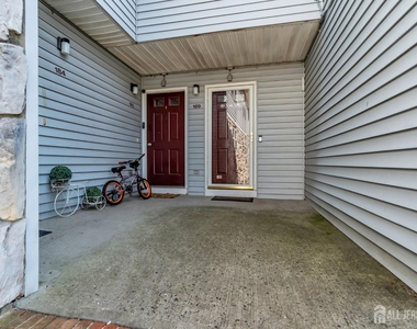 189 Bexley Lane - Photo Thumbnail 3