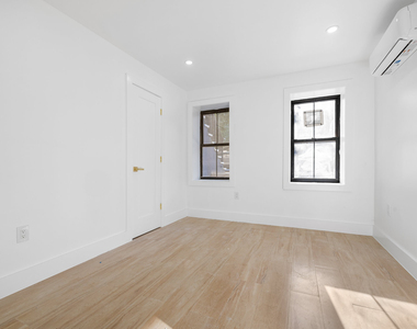 259 E 28th Street - Photo Thumbnail 3