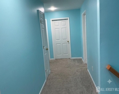 22 Jill Court - Photo Thumbnail 13
