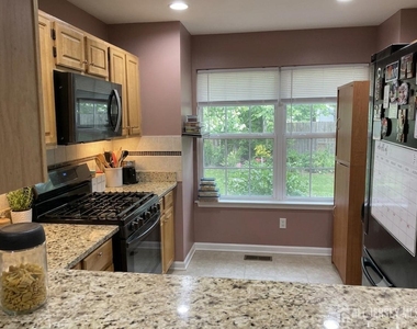 22 Jill Court - Photo Thumbnail 5