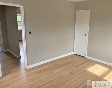 250 Penn Avenue - Photo Thumbnail 4