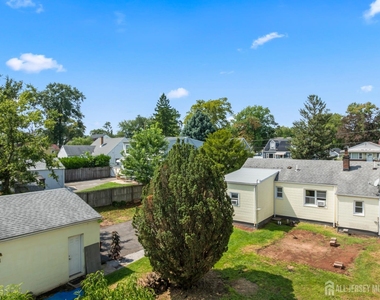 30 Runyon Avenue - Photo Thumbnail 8