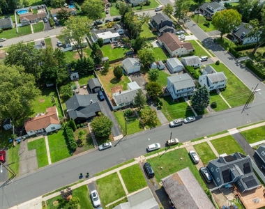 30 Runyon Avenue - Photo Thumbnail 26