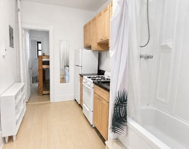 148 Sullivan Street - Photo Thumbnail 4