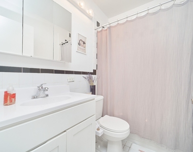 337 W 43rd Street - Photo Thumbnail 7