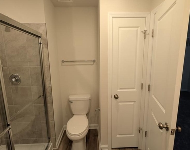 1322 Cedar Valley - Photo Thumbnail 21