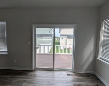 1322 Cedar Valley - Photo Thumbnail 12