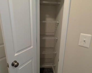 1322 Cedar Valley - Photo Thumbnail 17