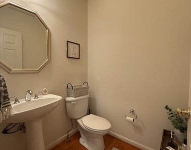 64 Riggs Road - Photo Thumbnail 14