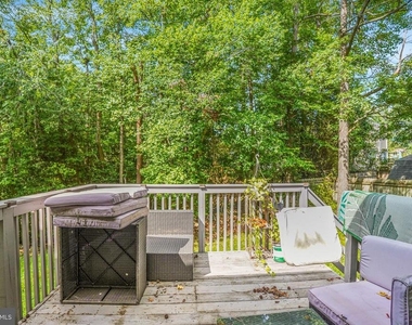 1703 Sherwood Dr - Photo Thumbnail 22