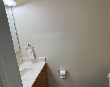 38 Hot Springs Way - Photo Thumbnail 12