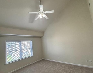 38 Hot Springs Way - Photo Thumbnail 18