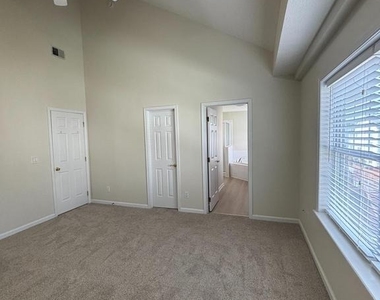38 Hot Springs Way - Photo Thumbnail 19
