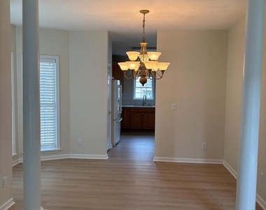 38 Hot Springs Way - Photo Thumbnail 6