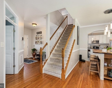11814 Gardenia Drive - Photo Thumbnail 3