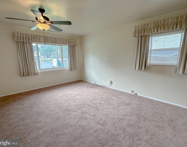 1406 Hylton Avenue - Photo Thumbnail 5
