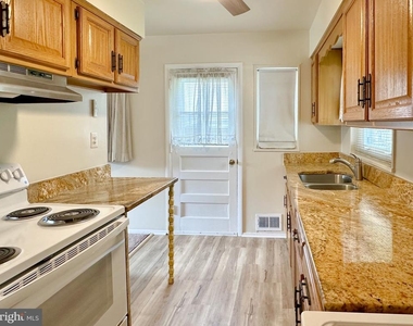 1406 Hylton Avenue - Photo Thumbnail 9