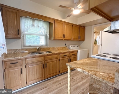 1406 Hylton Avenue - Photo Thumbnail 7