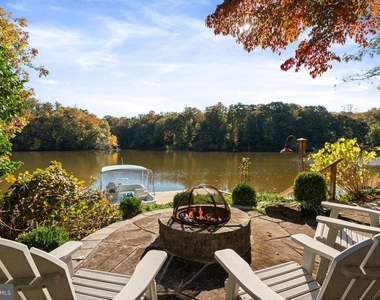 8255 Sunderman Place - Photo Thumbnail 8