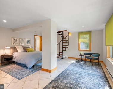 8255 Sunderman Place - Photo Thumbnail 33