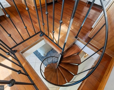 8255 Sunderman Place - Photo Thumbnail 30