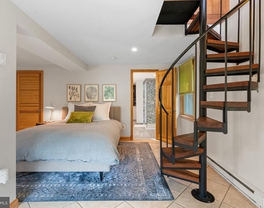 8255 Sunderman Place - Photo Thumbnail 31