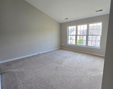 17513 Victoria Falls Drive - Photo Thumbnail 10