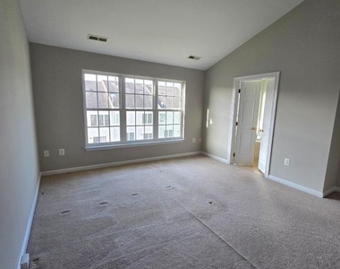 17513 Victoria Falls Drive - Photo Thumbnail 9