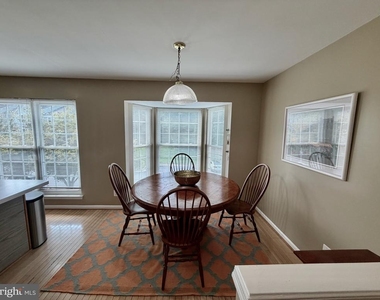 11535 Bertram Street - Photo Thumbnail 10