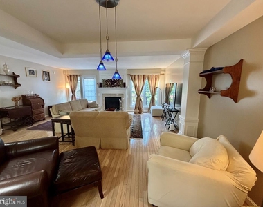 11535 Bertram Street - Photo Thumbnail 2