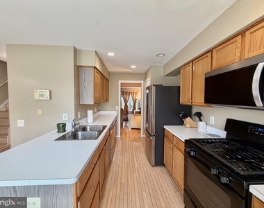 11535 Bertram Street - Photo Thumbnail 11