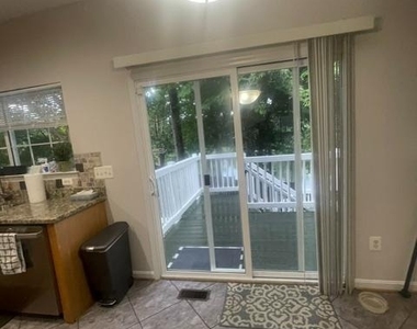 5220 Painted Turtle Way - Photo Thumbnail 13