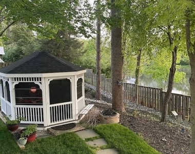 5220 Painted Turtle Way - Photo Thumbnail 17