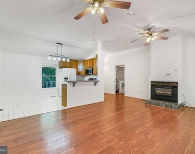10521 Roosevelt Drive - Photo Thumbnail 33