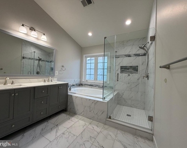 5669 Faircloth Court - Photo Thumbnail 19