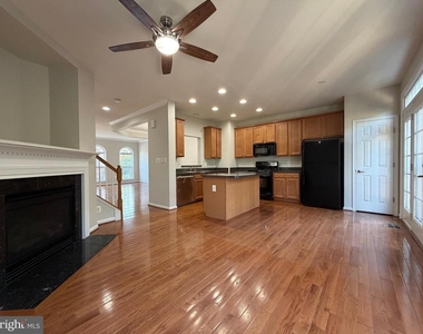 5669 Faircloth Court - Photo Thumbnail 7