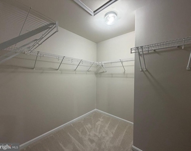 5669 Faircloth Court - Photo Thumbnail 18
