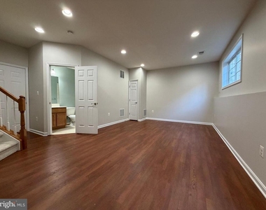 5669 Faircloth Court - Photo Thumbnail 31