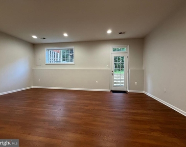 5669 Faircloth Court - Photo Thumbnail 32