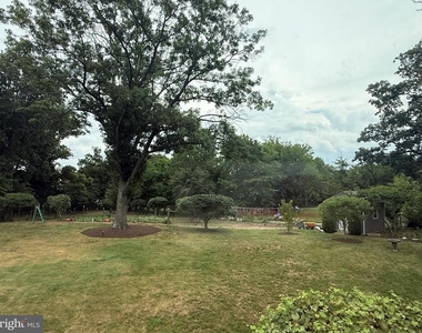 3921 Forest Grove Drive - Photo Thumbnail 12