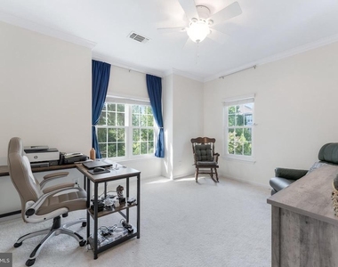 1700 Lake Shore Crest Drive - Photo Thumbnail 27