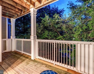 1700 Lake Shore Crest Drive - Photo Thumbnail 23